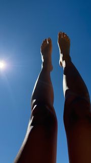 Adriene Mishler feet photo thumbnail