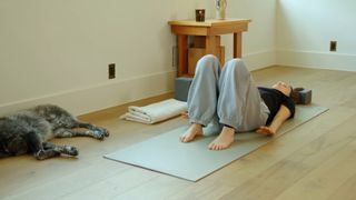 Adriene Mishler feet photo thumbnail