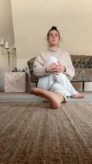 Adriene Mishler feet photo 8