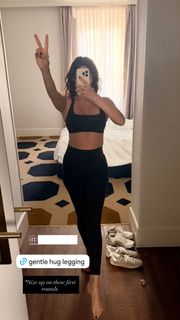 Adriene Mishler feet photo 3