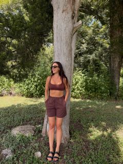 Adriene Mishler feet photo 1