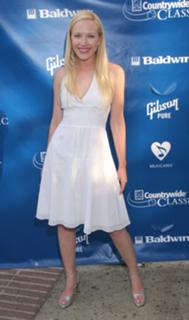 Adrienne Frantz feet photo 18
