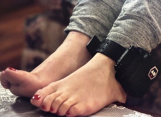 Adrienne Frantz feet photo 6