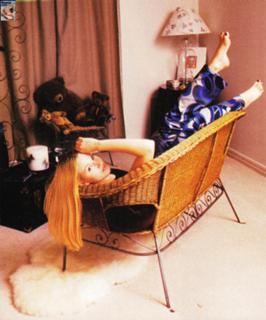 Adrienne Frantz feet photo 18