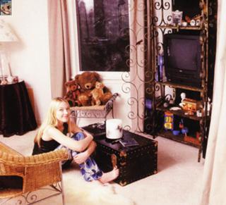 Adrienne Frantz feet photo 14