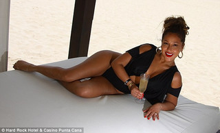 Adrienne Houghton feet photo thumbnail