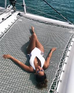 Adrienne Houghton feet photo thumbnail