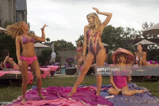 Adrienne Houghton feet photo thumbnail