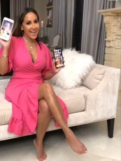 Adrienne Houghton feet photo thumbnail