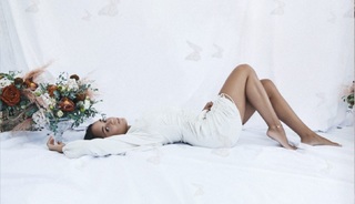 Adrienne Houghton feet photo thumbnail