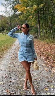 Adrienne Houghton feet photo thumbnail