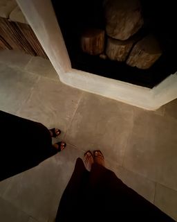 Adrienne Houghton feet photo thumbnail