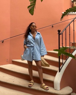 Adrienne Houghton feet photo thumbnail