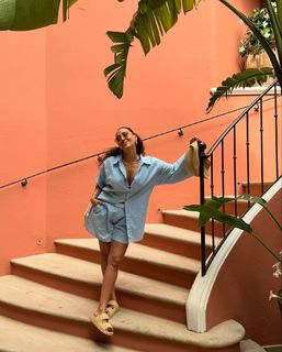 Adrienne Houghton feet photo thumbnail