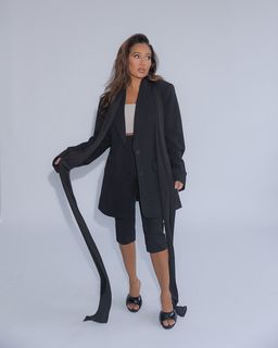 Adrienne Houghton feet photo thumbnail