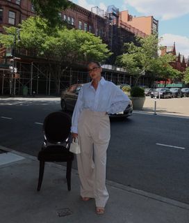 Adrienne Houghton feet photo thumbnail