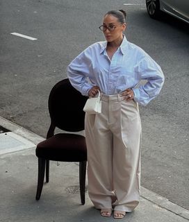 Adrienne Houghton feet photo thumbnail