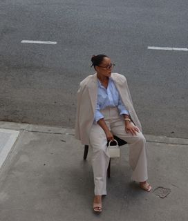 Adrienne Houghton feet photo thumbnail