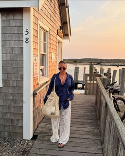 Adrienne Houghton feet photo thumbnail