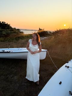 Adrienne Houghton feet photo thumbnail