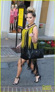 Adrienne Houghton feet photo thumbnail