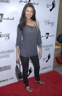 Adrienne Janic feet photo 2