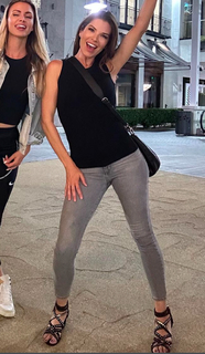 Adrienne Janic feet photo 3