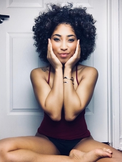 Adriyan Rae feet photo 7