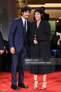 Adèle Exarchopoulos feet photo thumbnail