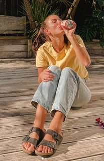 Aesha Scott feet photo 3