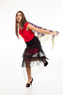 Afra Saraçoglu feet photo thumbnail