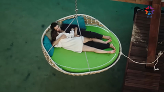 Afra Saraçoglu feet photo thumbnail