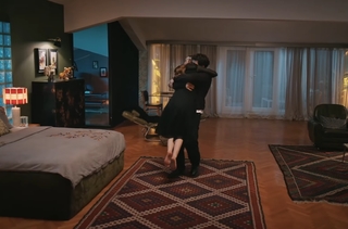 Afra Saraçoglu feet photo thumbnail