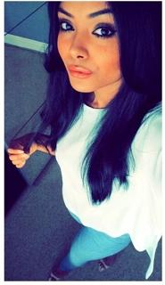 Afshan Azad feet photo 18