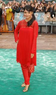 Afshan Azad feet photo 2