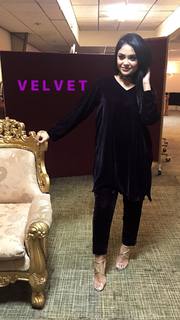 Afshan Azad feet photo 9