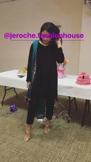 Afshan Azad feet photo 8