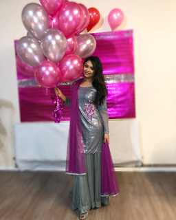 Afshan Azad feet photo 11