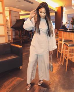 Afshan Azad feet photo 14