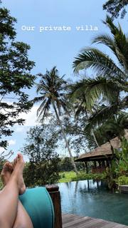 Afshan Azad feet photo 11