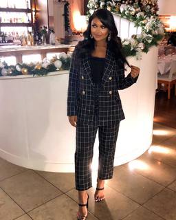 Afshan Azad feet photo 5