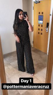Afshan Azad feet photo 14
