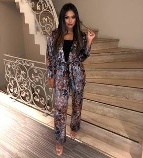 Afshan Azad feet photo 7