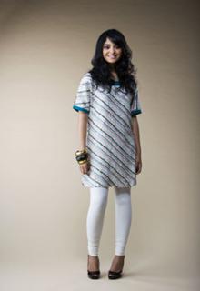 Afshan Azad feet photo 9
