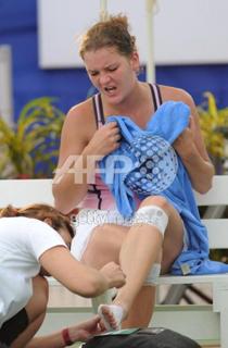 Aga Radwanska feet photo thumbnail