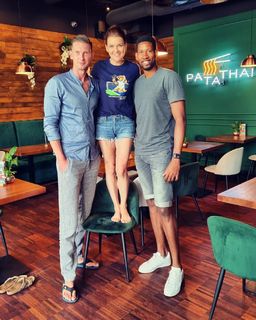 Aga Radwanska feet photo thumbnail