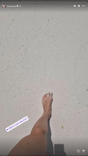 Aga Radwanska feet photo thumbnail