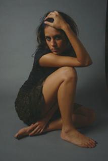 Agam Darshi feet photo 1