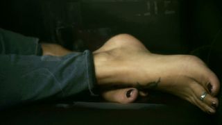Agam Darshi feet photo 1