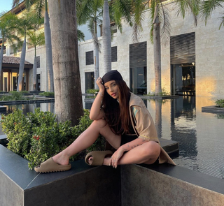 Agata Fak feet photo 4